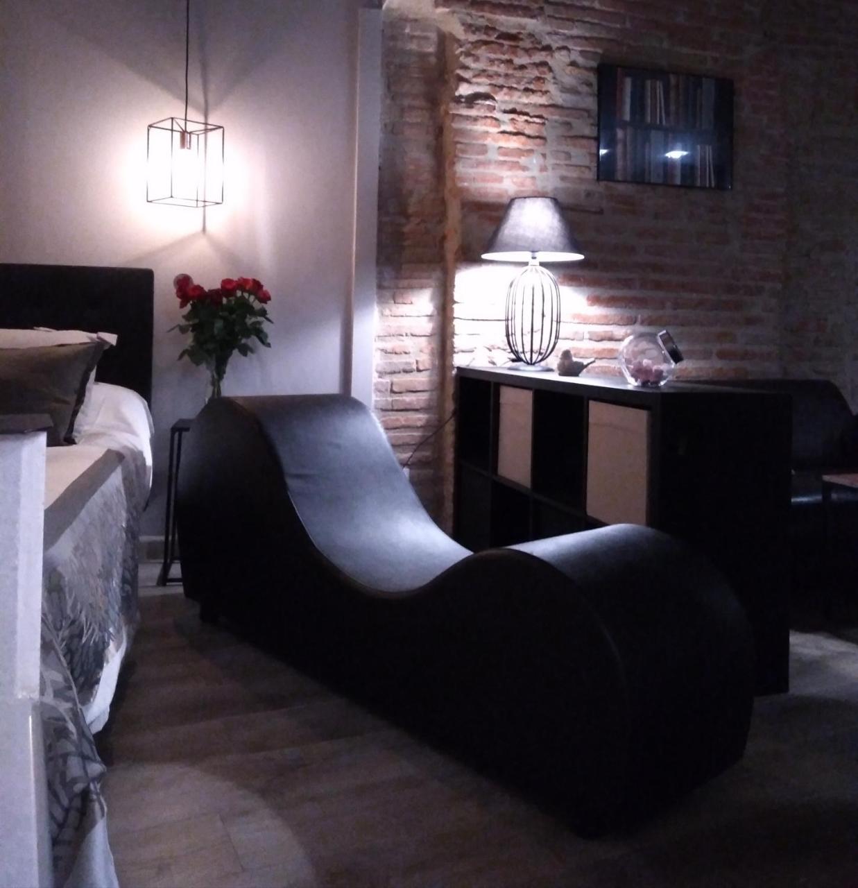 La Suite Romantique Avec Jacuzzi Au Coeur De Perpignan Exteriör bild